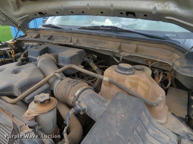 image for item EJ9641 2011 Ford F350 Super Duty Crew Cab pickup truck