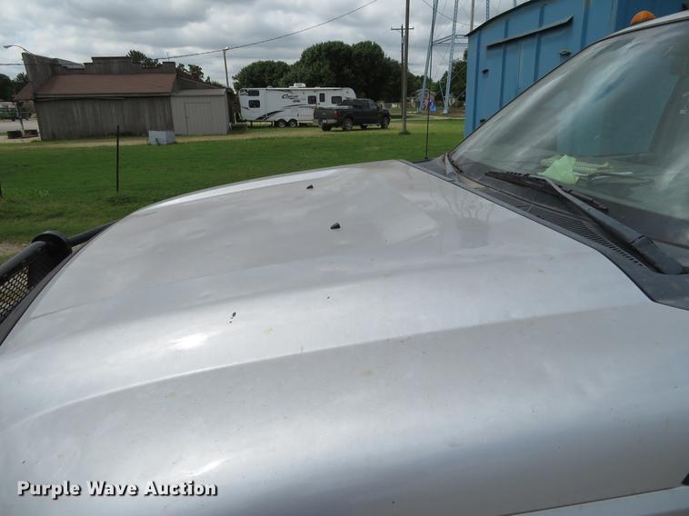 image for item EJ9641 2011 Ford F350 Super Duty Crew Cab pickup truck