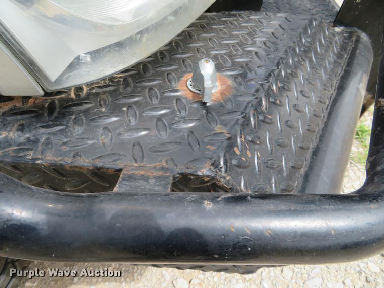 image for item EJ9641 2011 Ford F350 Super Duty Crew Cab pickup truck