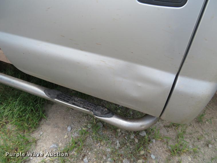 image for item EJ9641 2011 Ford F350 Super Duty Crew Cab pickup truck