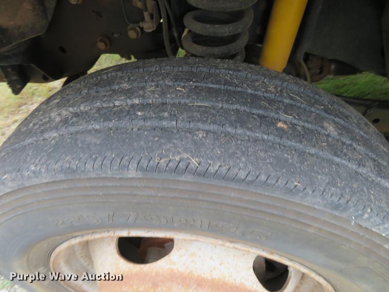 image for item EJ9642 2012 Ford F550 cab and chassis