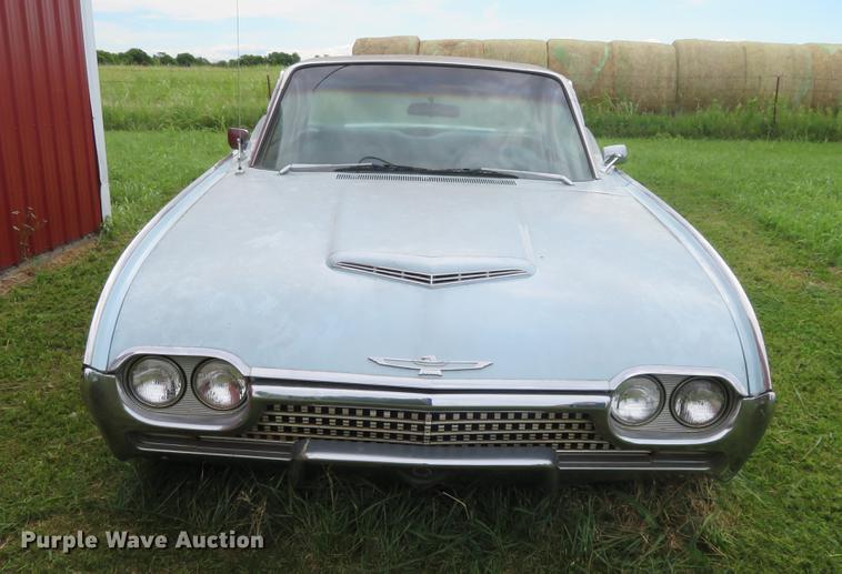 image for item EJ9693 1962 Ford Thunderbird