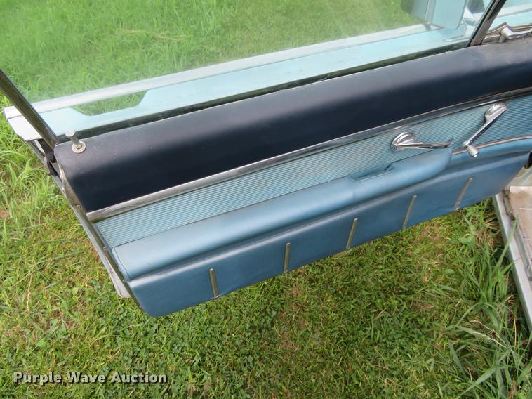 image for item EJ9693 1962 Ford Thunderbird