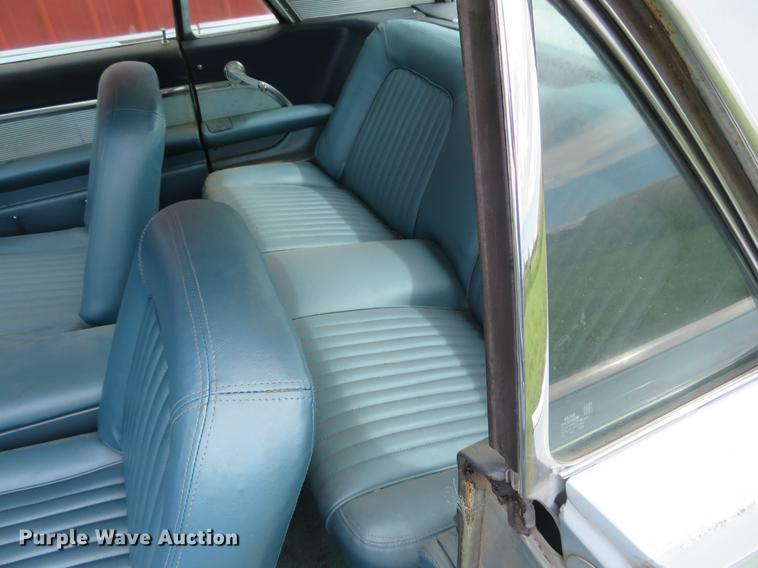 image for item EJ9693 1962 Ford Thunderbird