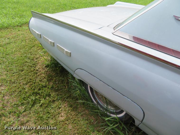 image for item EJ9693 1962 Ford Thunderbird