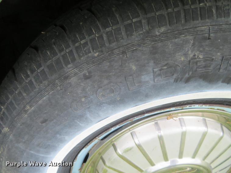 image for item EJ9693 1962 Ford Thunderbird