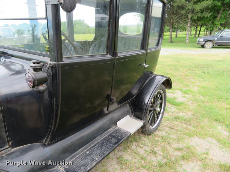 image for item EJ9694 1923 Ford Model T