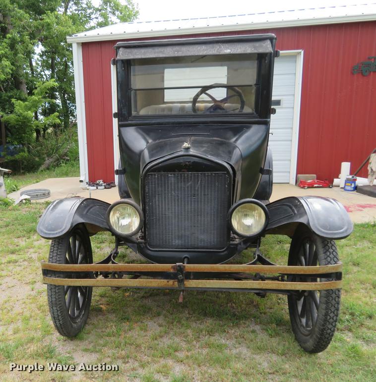 image for item EJ9695 1924 Ford Model T