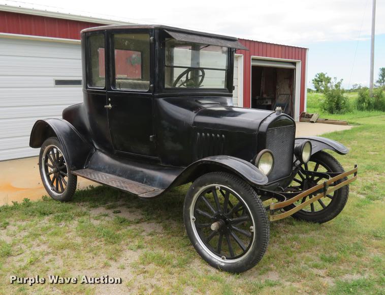 image for item EJ9695 1924 Ford Model T