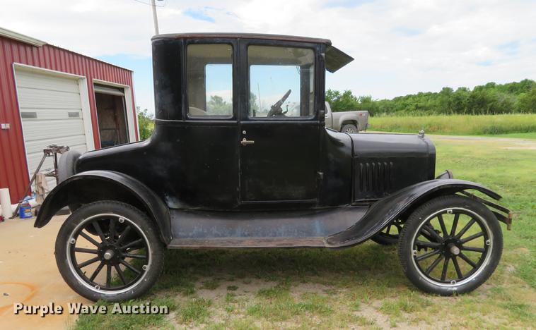 image for item EJ9695 1924 Ford Model T