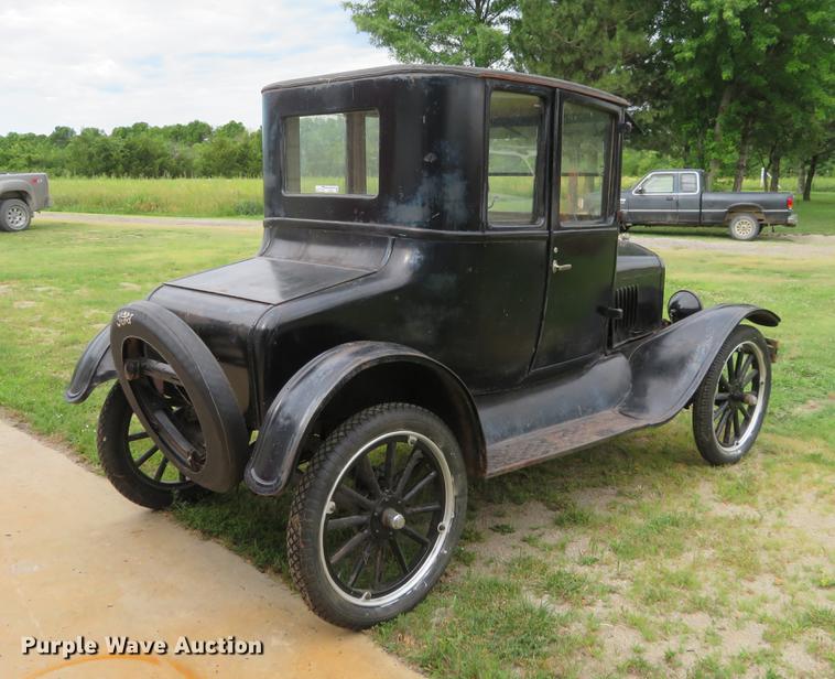 image for item EJ9695 1924 Ford Model T