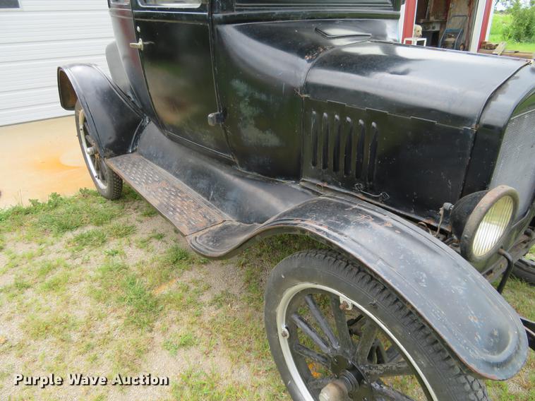 image for item EJ9695 1924 Ford Model T