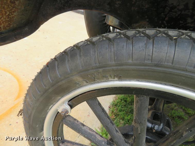 image for item EJ9695 1924 Ford Model T