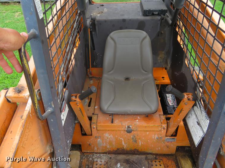 image for item EJ9696 1995 Case 1845C skid steer