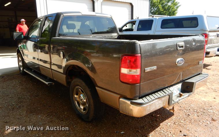 image for item EK9544 2005 Ford F150 XLT SuperCab pickup truck