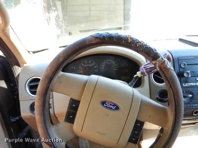 image for item EK9544 2005 Ford F150 XLT SuperCab pickup truck