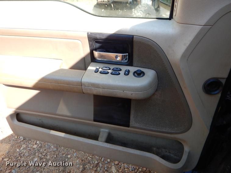 image for item EK9544 2005 Ford F150 XLT SuperCab pickup truck