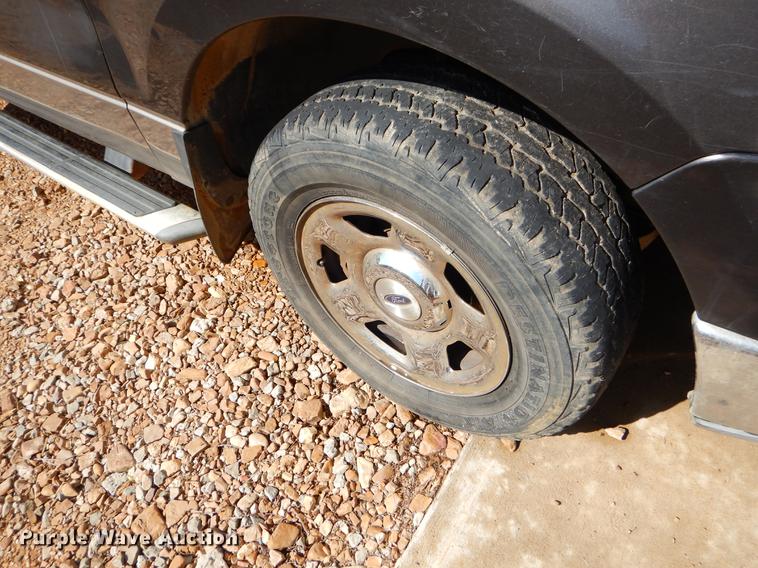 image for item EK9544 2005 Ford F150 XLT SuperCab pickup truck