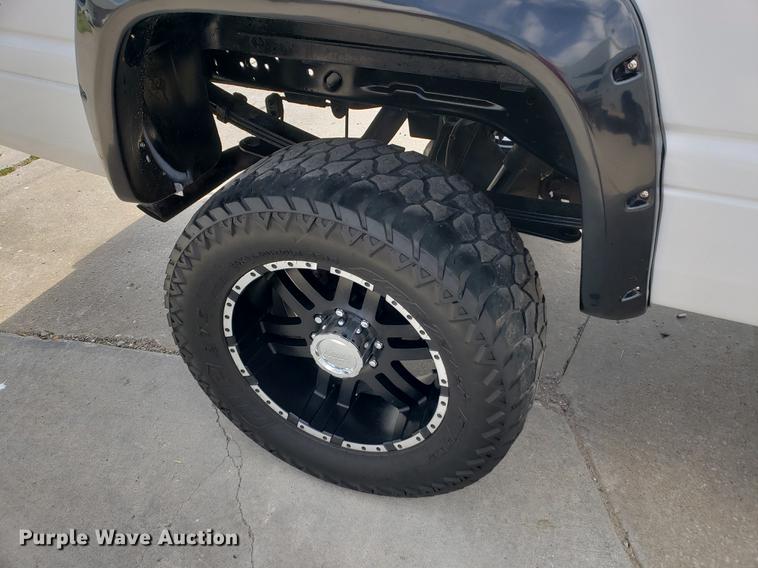 image for item EP9440 2001 Dodge Ram 2500 pickup truck