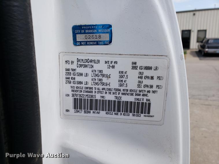 image for item EP9440 2001 Dodge Ram 2500 pickup truck