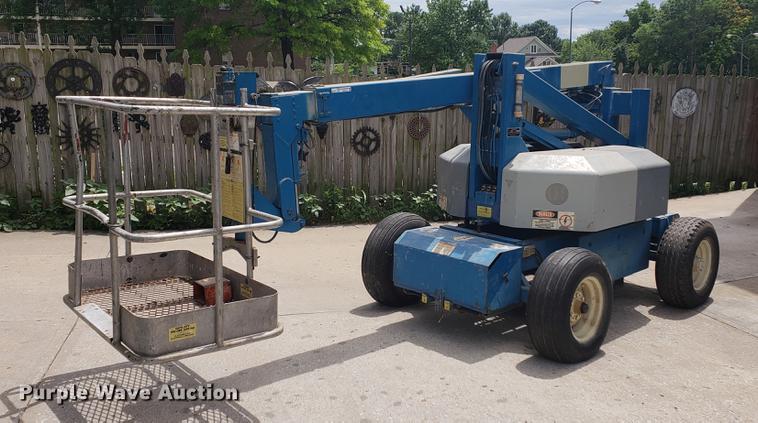 image for item EP9453 Genie Z30/20HD man lift