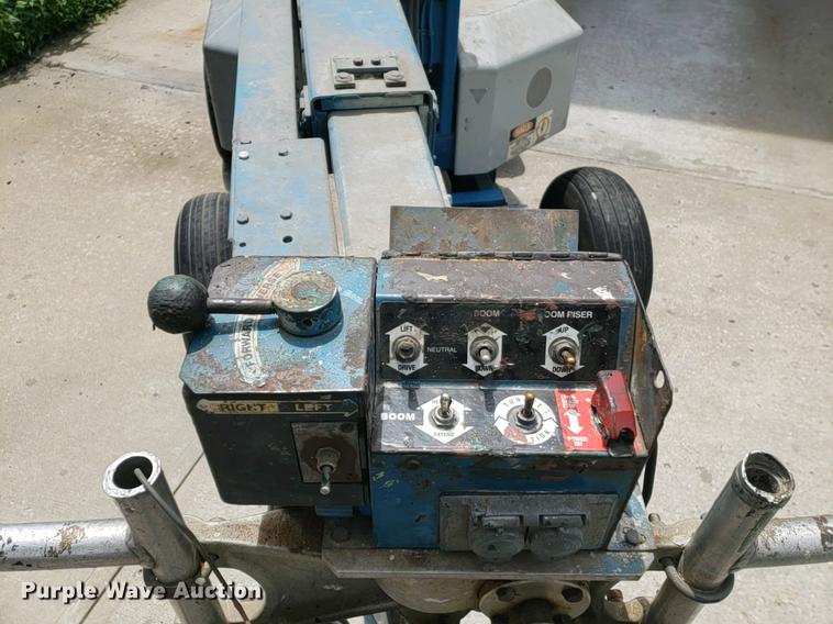 image for item EP9453 Genie Z30/20HD man lift