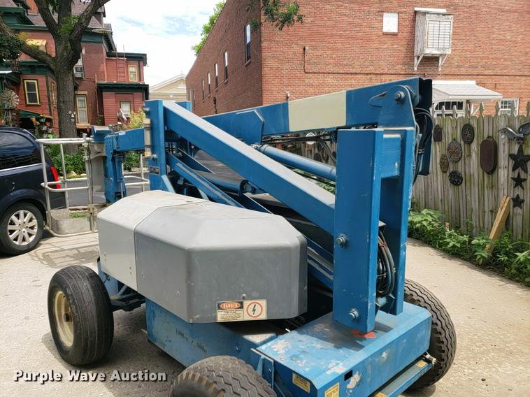 image for item EP9453 Genie Z30/20HD man lift