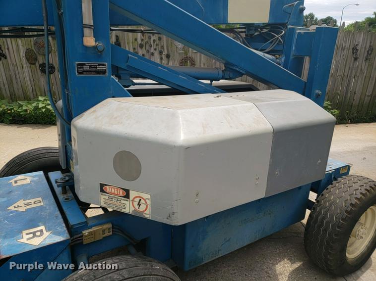 image for item EP9453 Genie Z30/20HD man lift