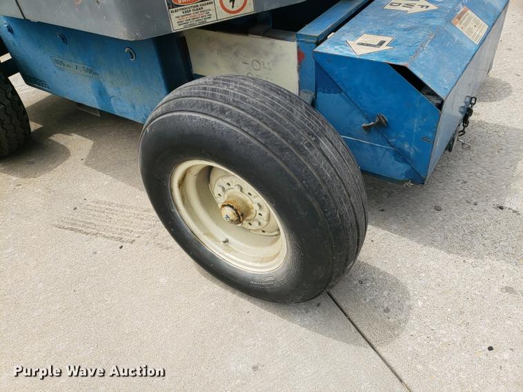 image for item EP9453 Genie Z30/20HD man lift