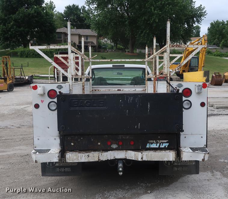 image for item EP9465 2007 Ford F350 Super Duty utility bed pickup truck