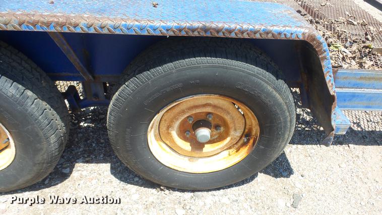 image for item ER9530 2000 ACT utility trailer