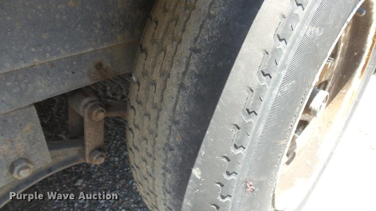 image for item ER9532 2001 ACT utility trailer