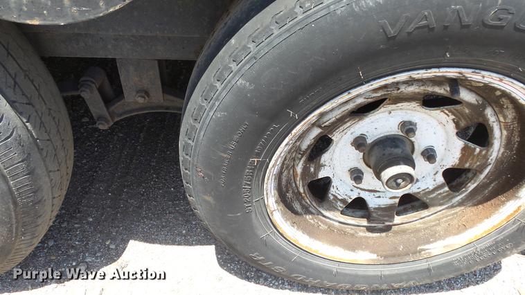 image for item ER9532 2001 ACT utility trailer