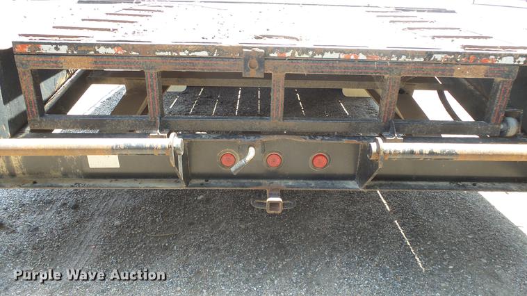 image for item ER9533 2003 Titan equipment trailer