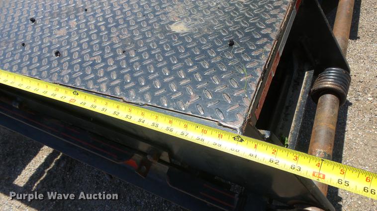 image for item ER9533 2003 Titan equipment trailer