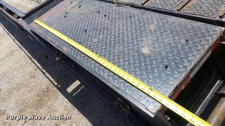 image for item ER9533 2003 Titan equipment trailer