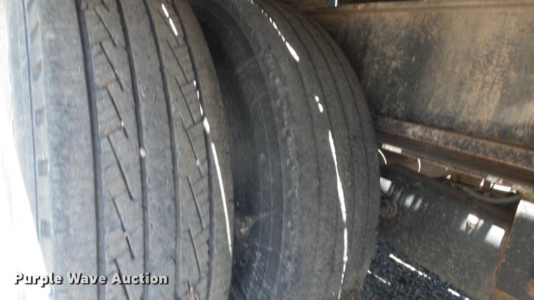 image for item ER9533 2003 Titan equipment trailer