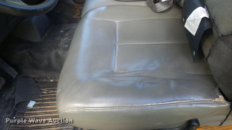 image for item ER9537 2001 Dodge Ram 2500 pickup truck