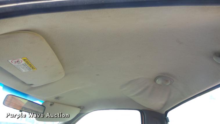 image for item ER9537 2001 Dodge Ram 2500 pickup truck