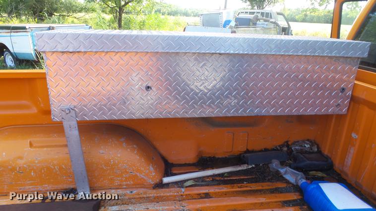 image for item ER9537 2001 Dodge Ram 2500 pickup truck