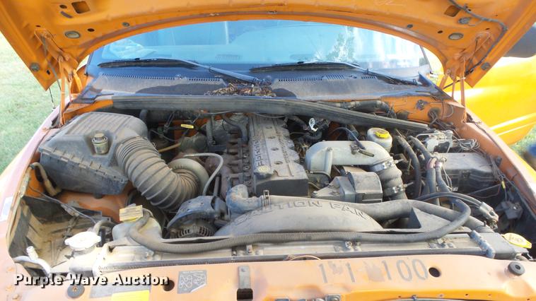 image for item ER9537 2001 Dodge Ram 2500 pickup truck