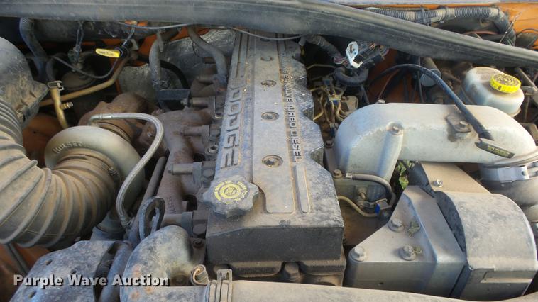 image for item ER9537 2001 Dodge Ram 2500 pickup truck