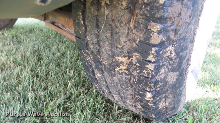 image for item ER9537 2001 Dodge Ram 2500 pickup truck