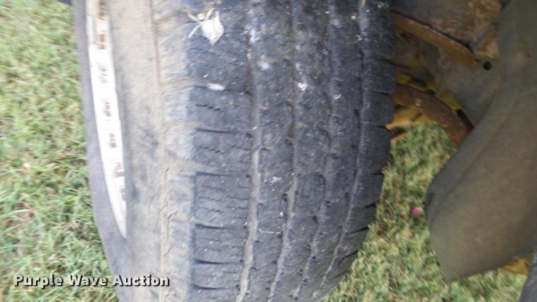 image for item ER9537 2001 Dodge Ram 2500 pickup truck