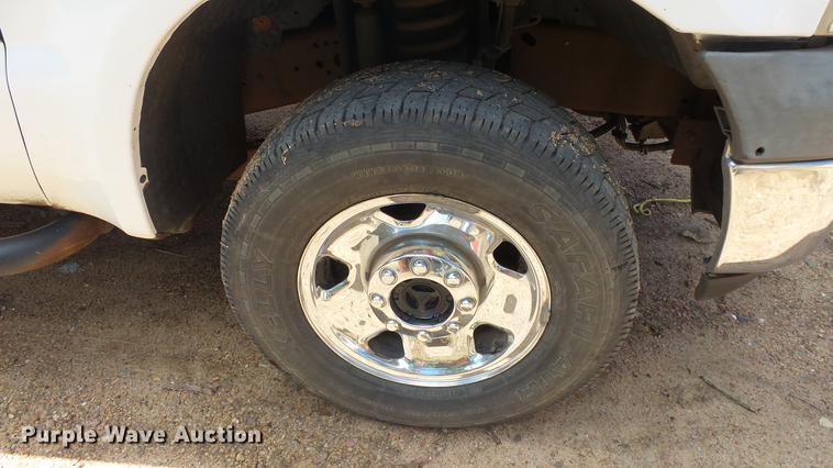 image for item ER9538 2005 Ford F250 Super Duty Crew Cab pickup truck