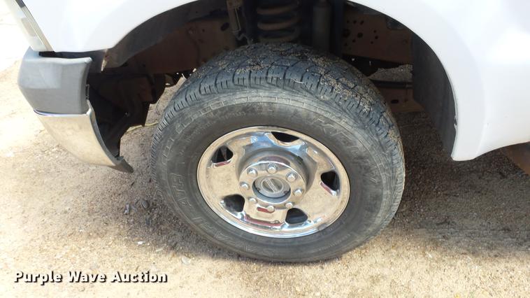 image for item ER9538 2005 Ford F250 Super Duty Crew Cab pickup truck