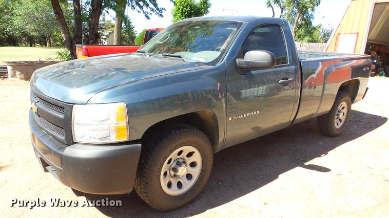 image for item ER9540 2008 Chevrolet Silverado 1500 pickup truck