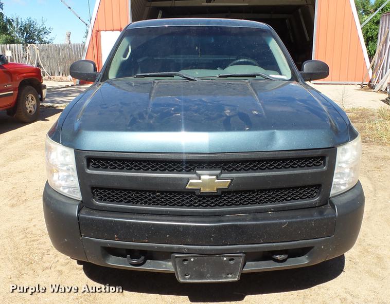 image for item ER9540 2008 Chevrolet Silverado 1500 pickup truck