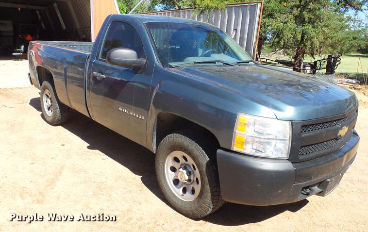 image for item ER9540 2008 Chevrolet Silverado 1500 pickup truck