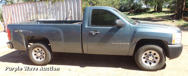 image for item ER9540 2008 Chevrolet Silverado 1500 pickup truck